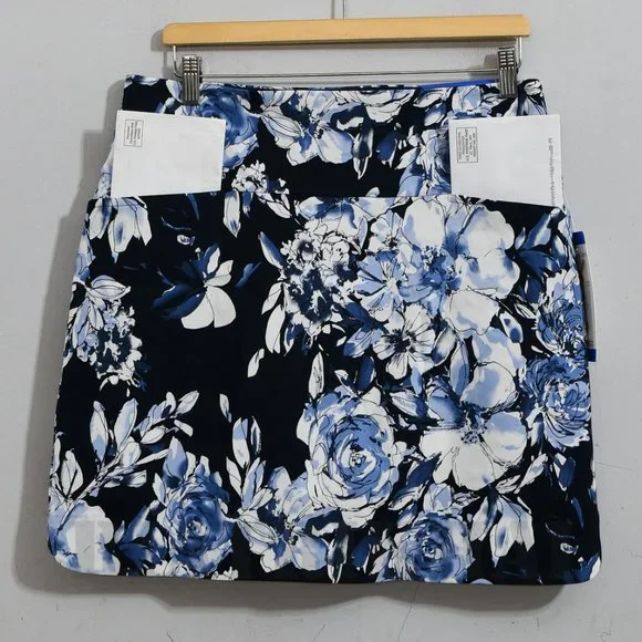 S.C. & CO. Ladies' Tummy Control Skort - Picture 4 of 4